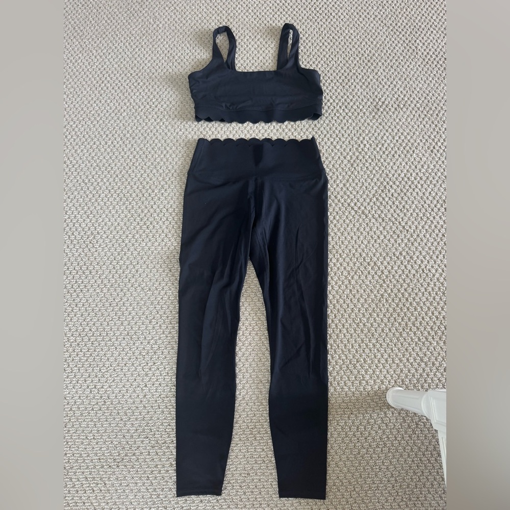 Joy Lab Scallop Edge Black Workout Set - Sports Bra & High Waist Leggings